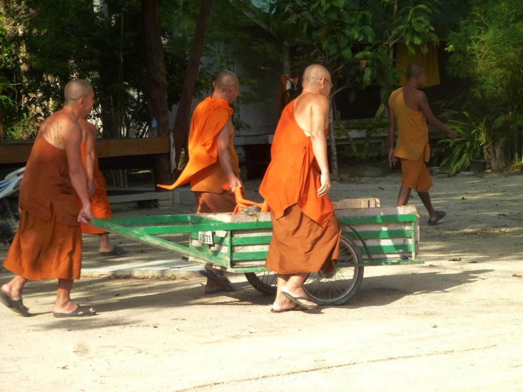Die Mönche im Tempel